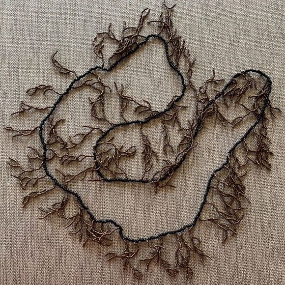 Stunning Hand Beaded necklace - Picture 7 of 7